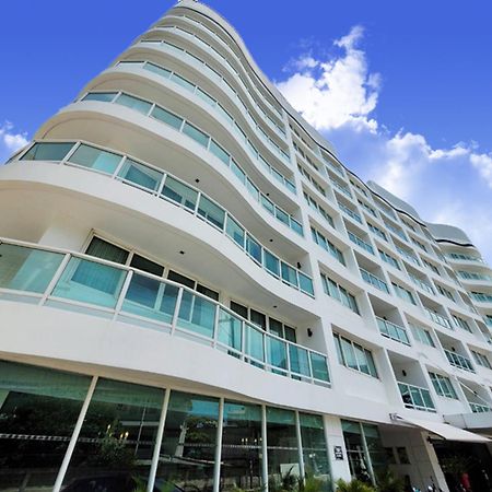 Nova Suites Pattaya By Compass Hospitality Exteriör bild