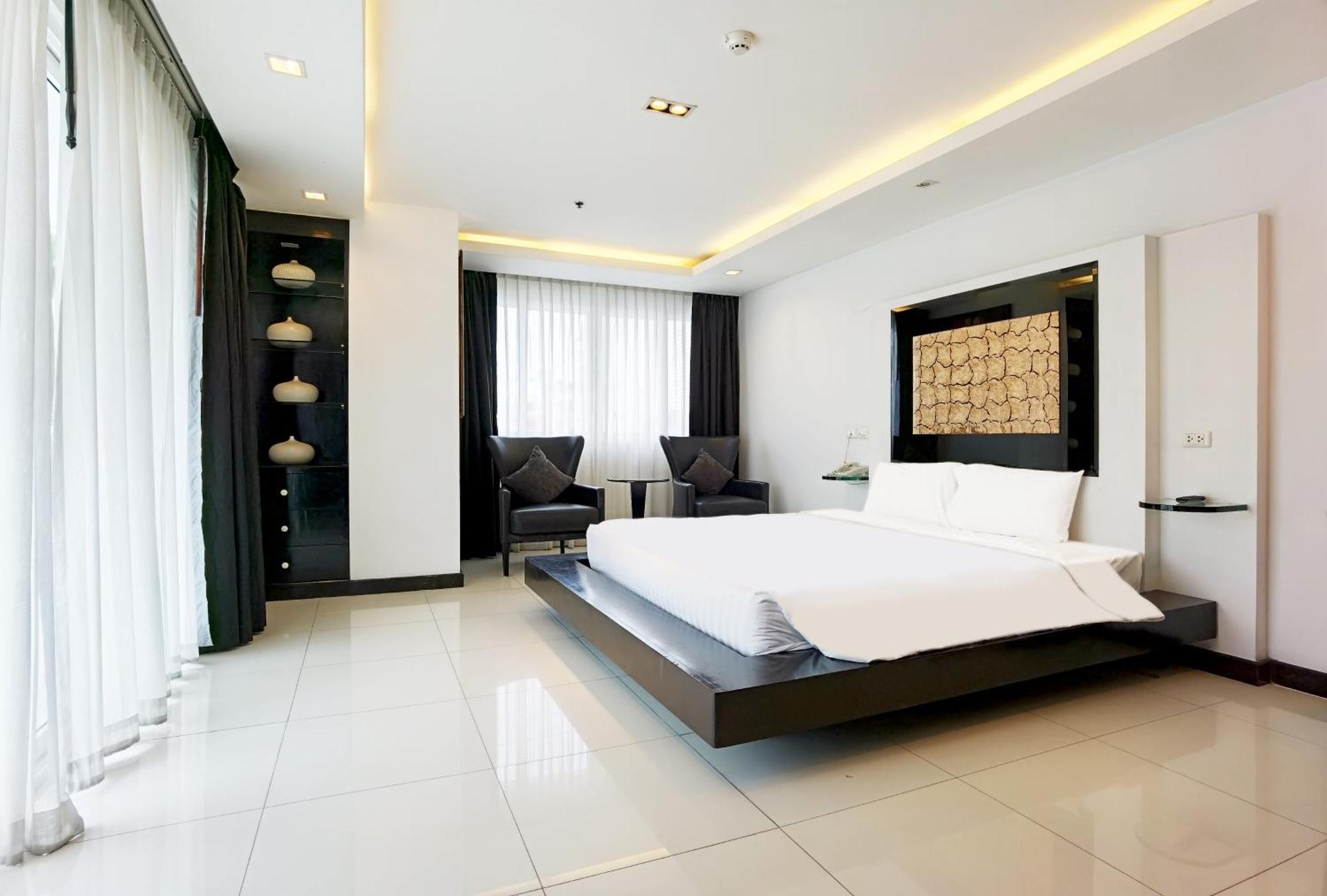 Nova Suites Pattaya By Compass Hospitality Exteriör bild