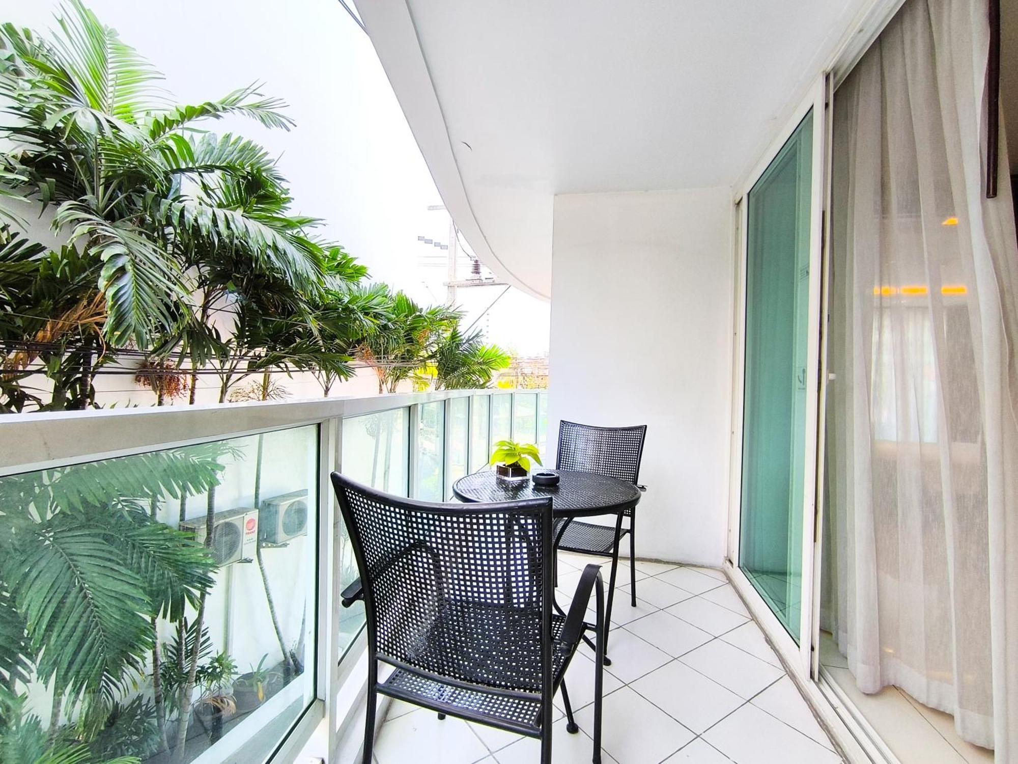 Nova Suites Pattaya By Compass Hospitality Rum bild